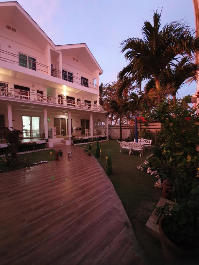 Clubboracay Apartelle Balabag  Экстерьер фото