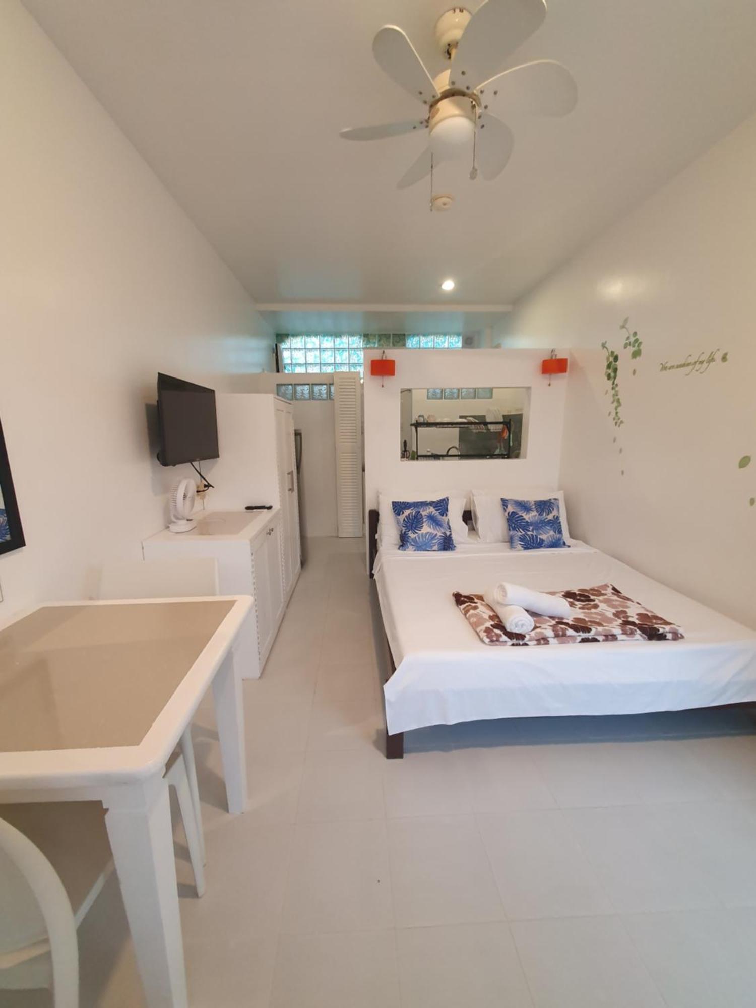 Clubboracay Apartelle Balabag  Экстерьер фото