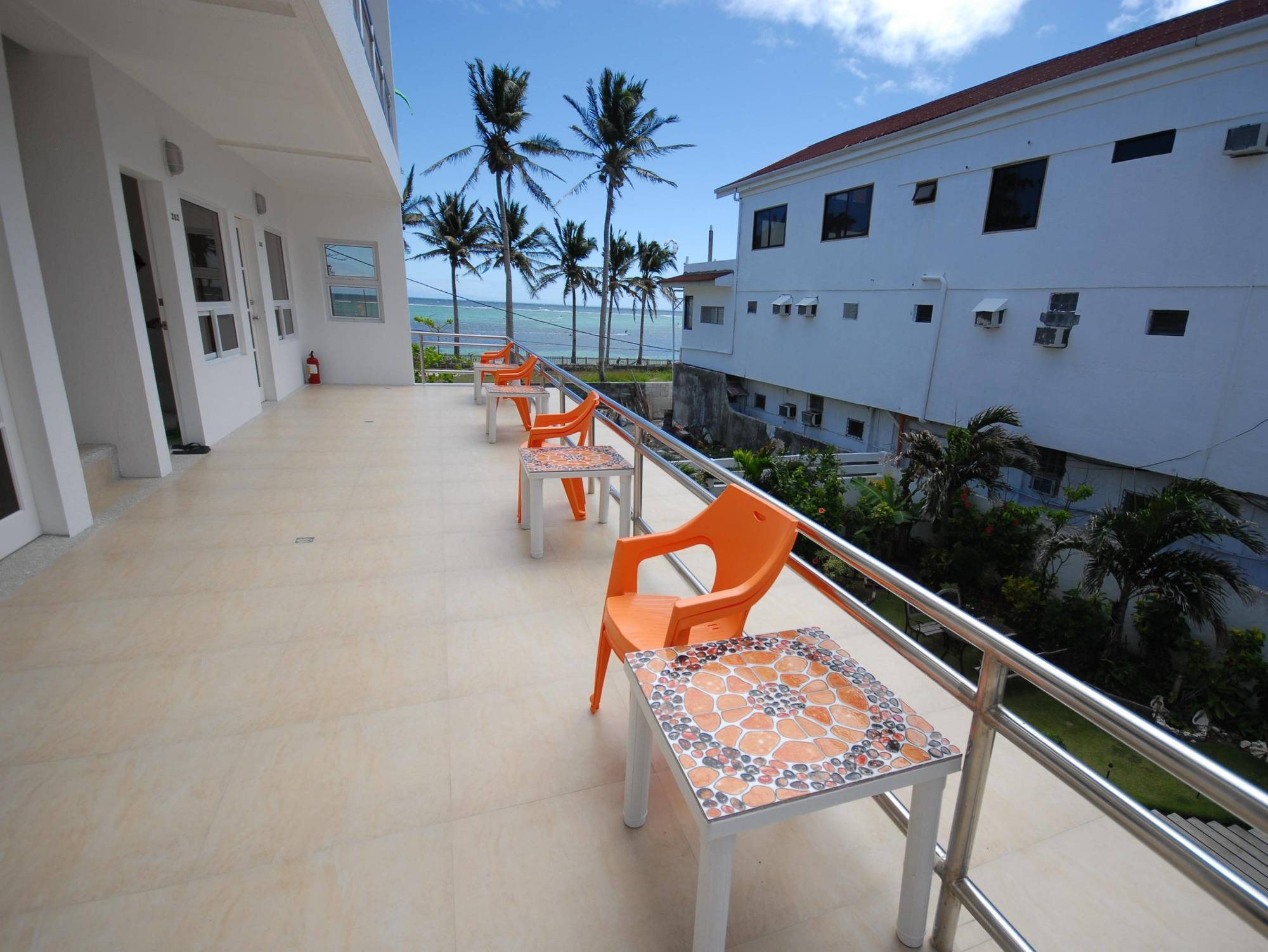 Clubboracay Apartelle Balabag  Экстерьер фото